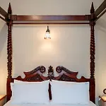 호텔 Boutique Conde De La Corte 4*
