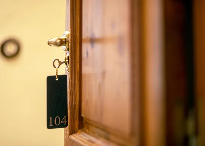 Boutique Conde De La Corte Hotel