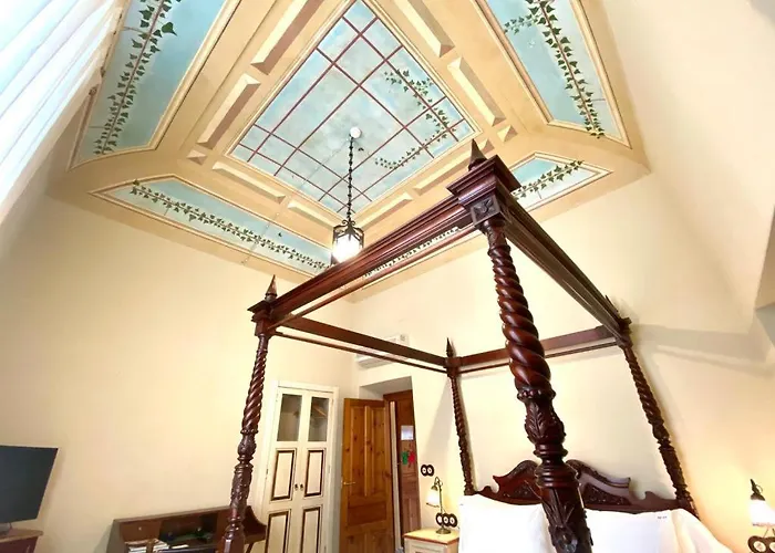 Boutique Conde De La Corte 4*