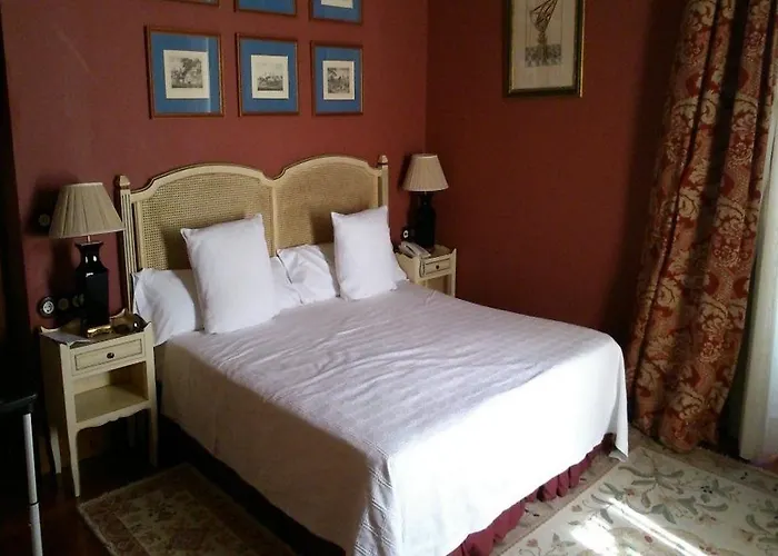 Boutique Conde De La Corte Hotel 4*